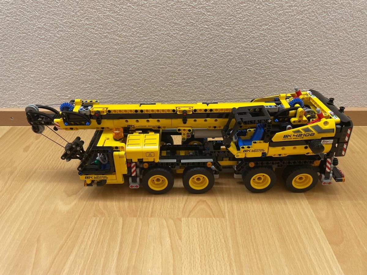 Lego Spielzeuge: Lego Technic Kran-LKW 42108 ab 1.- – Gebraucht aus Fischingen von black_flat6 1