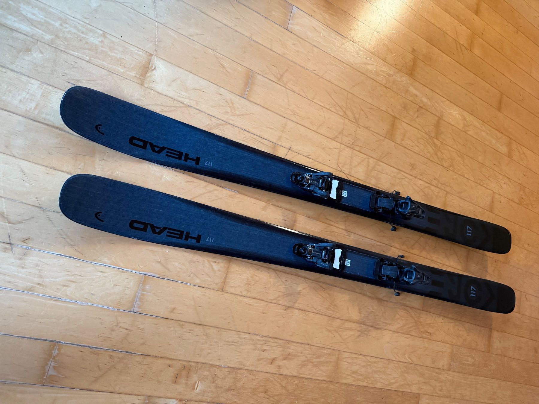 Head Skis: Head Core 117 Länge 177cm mit Atomic Shift – Gebraucht aus Römerswil LU von Ivo771