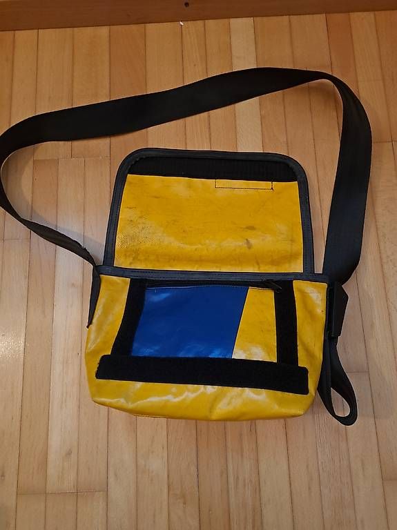 Freitag Sacs: Freitag Umhängetasche – D'occasion à Staufen par Regula1988 2