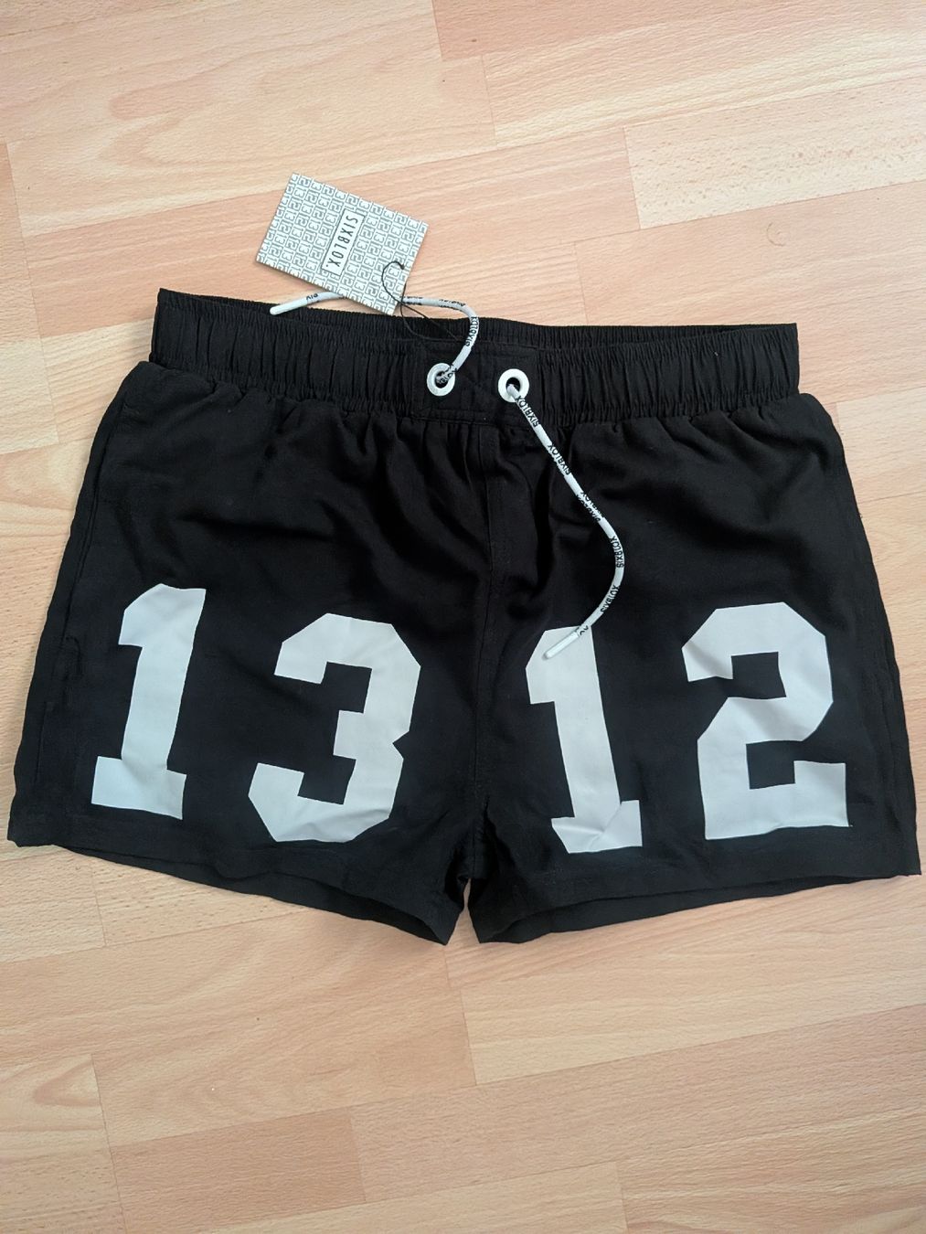 Costumi da bagno: Sixblox Swim shorts Medium – Nuovo (secondo la descrizione) da Adliswil venduto da danfarrar