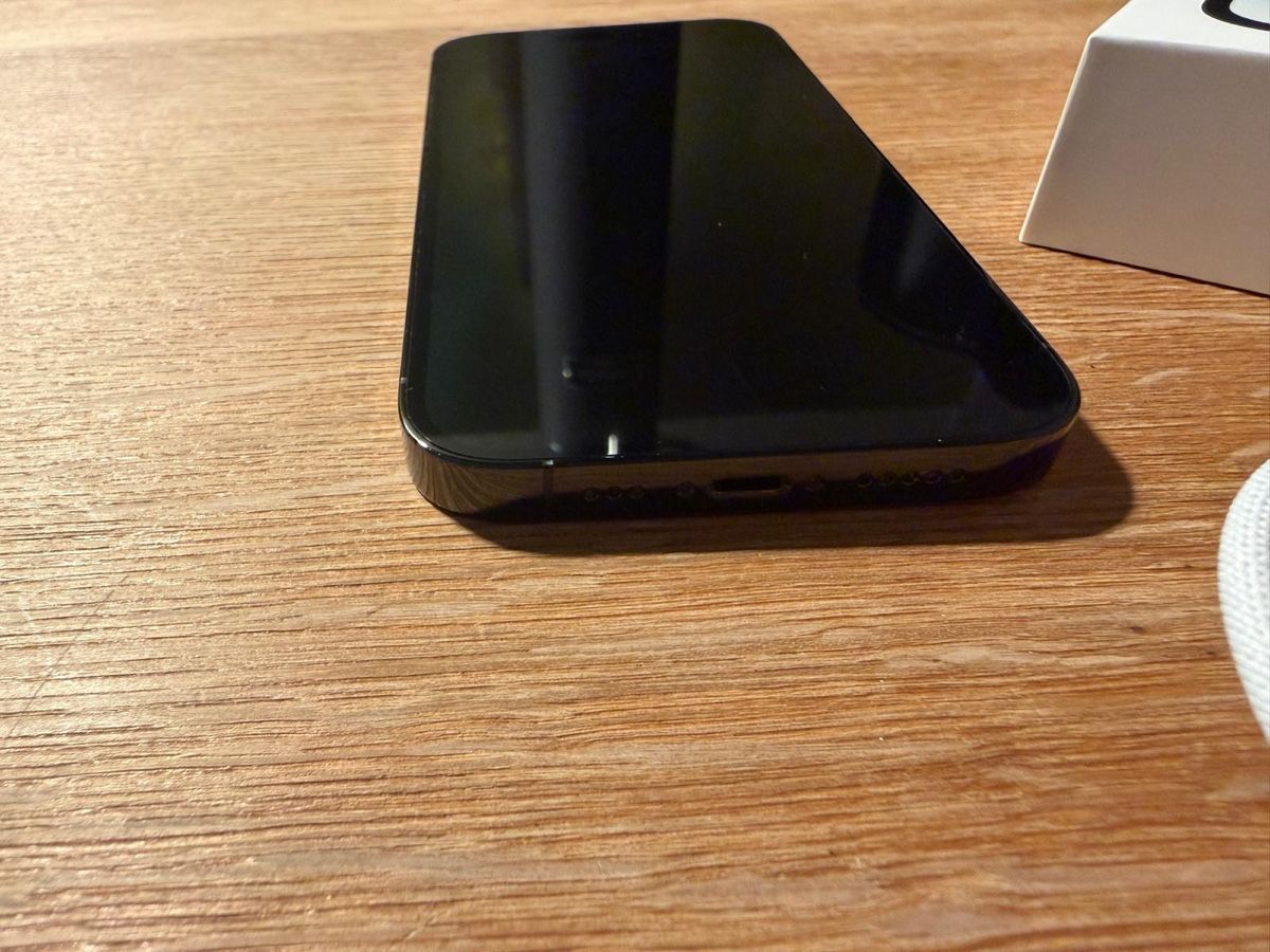 Apple Telefoni cellulari / Smartphones: Iphone 14 Pro 128GB Space Black – Usato da Chur venduto da Silu527 3