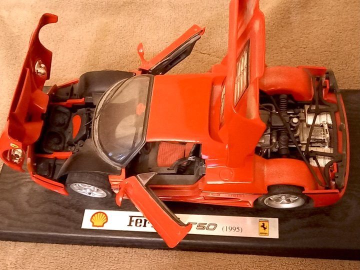 Ferrari Modellini d'auto: Modèl réduit Ferrari F50 Rouge – Usato da Ponts-de-Martel venduto da Henri-Louis 1