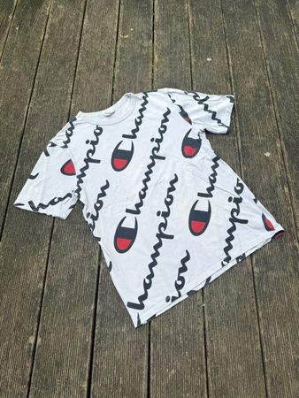 Champion T-Shirt All-Over Logo, Blanc, Taille M, Défaut