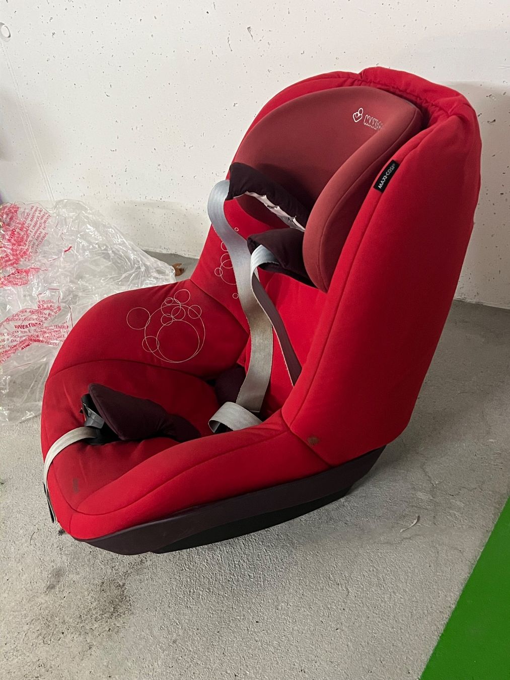 Maxi-Cosi Seggiolini per auto: Maxi-Cosi Kindersitz – Usato da Knonau venduto da Gysii 1