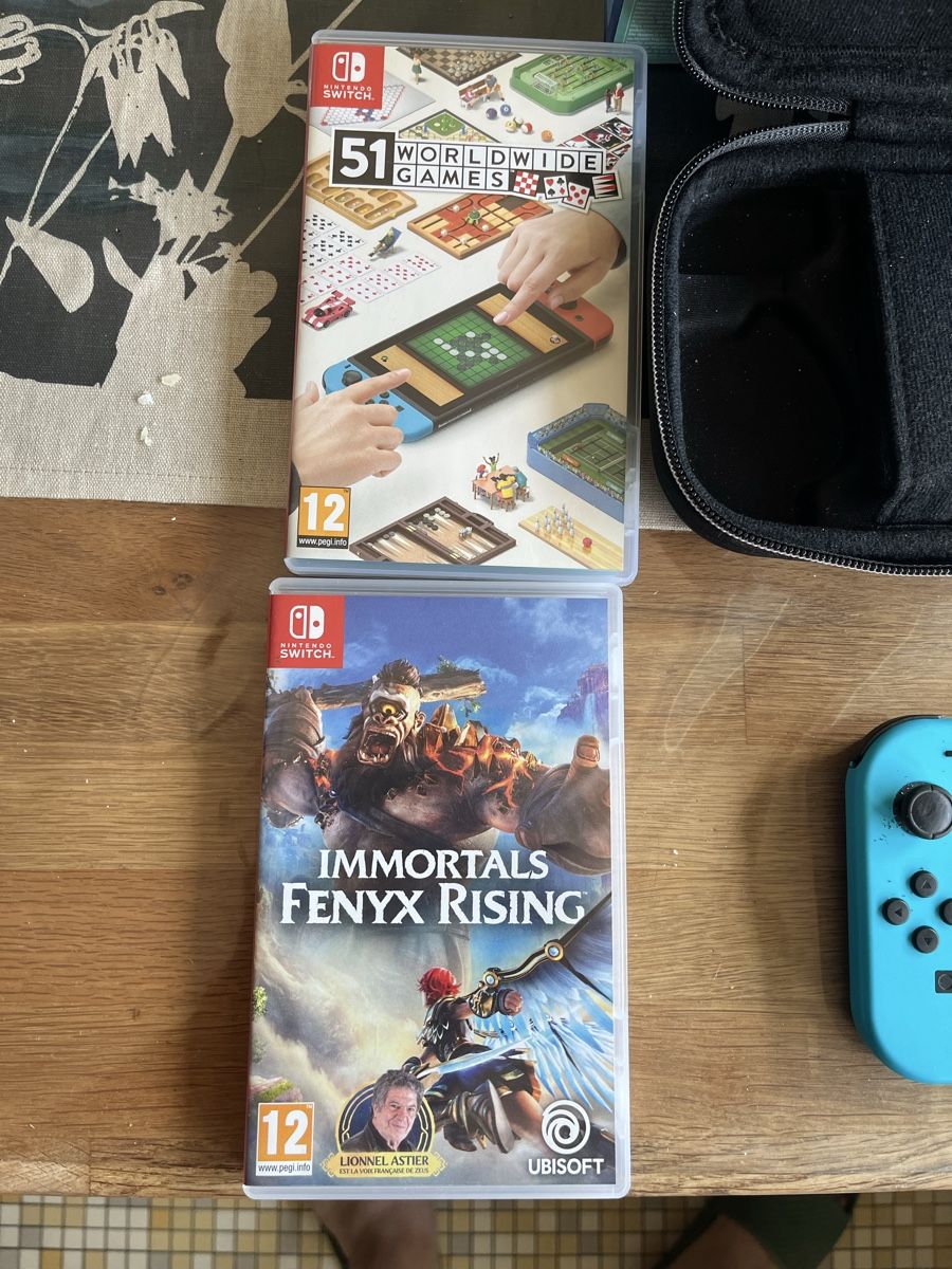 Nintendo Console: Lot Nintendo Switch + jeux – Usato da Versoix venduto da axe_qpy7 1