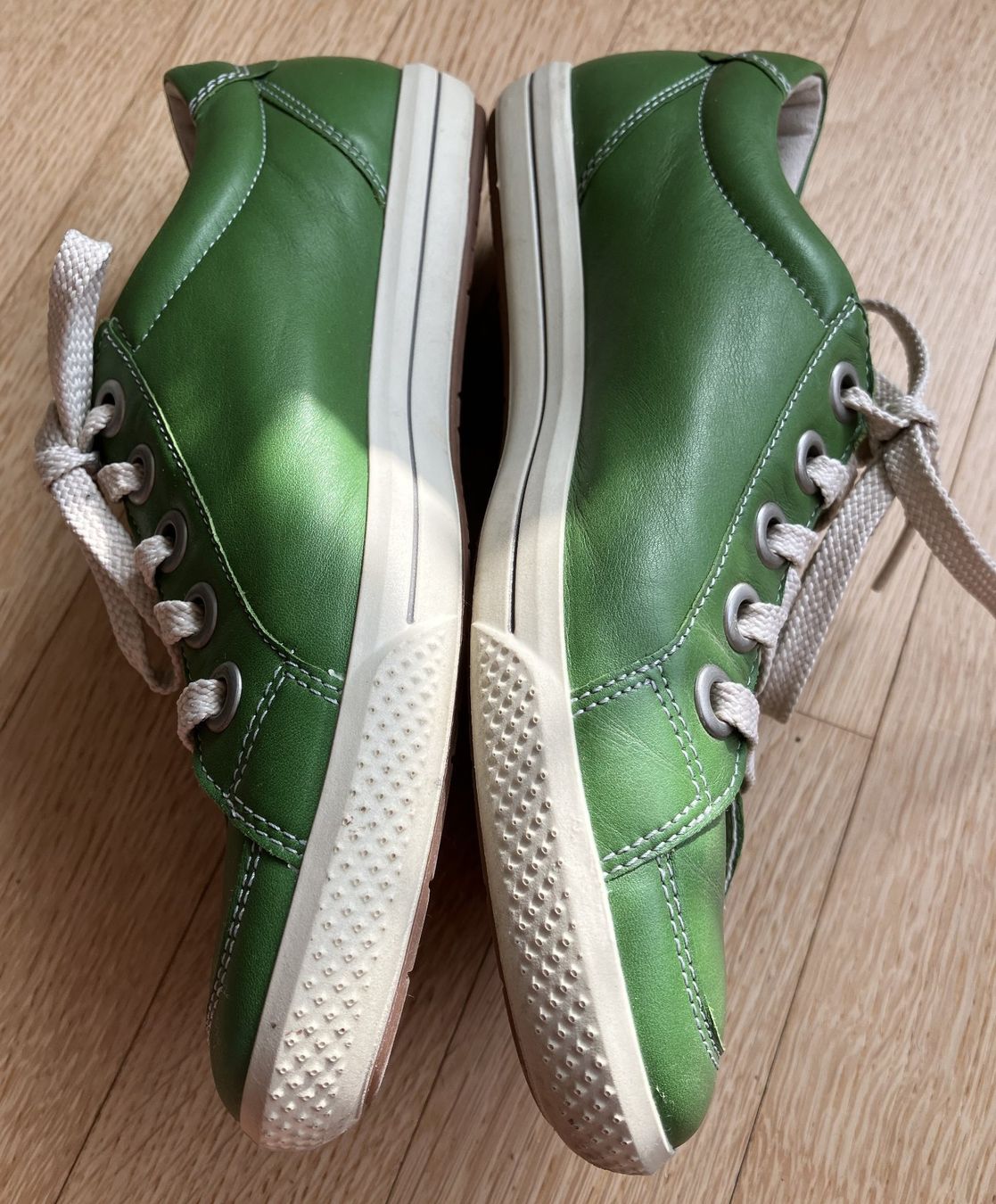 Ecco Scarpe da donna: ECCO Sneaker grün Leder Gr. 36 – Usato da Wolfwil venduto da Verbenia 5