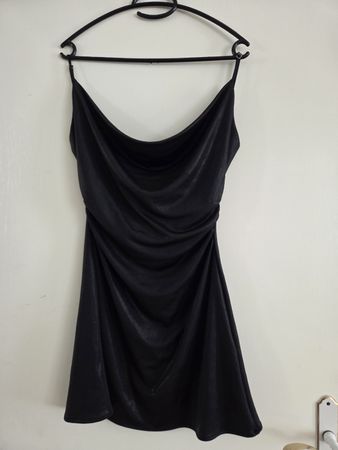 Kleid Bershka schwarz Grösse M
