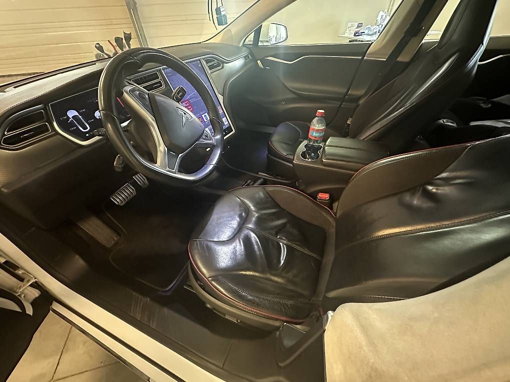 Automobili: Tesla Model S P85 free Supercharge  – Usato da Zwingen venduto da hic_vj2x 2