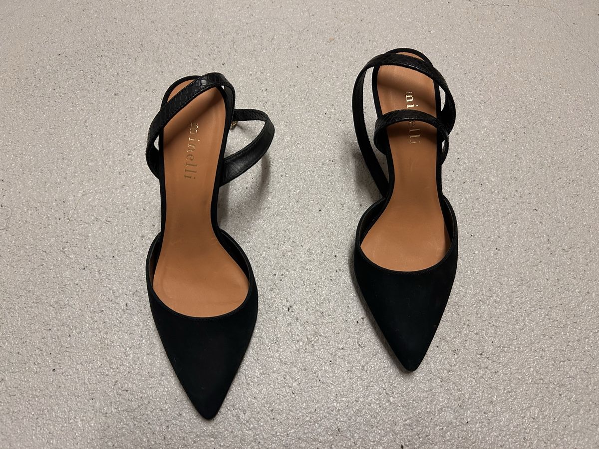 Scarpe da donna: Black leather high heels – Nuovo (secondo la descrizione) da Meierskappel venduto da yqy_b5bm