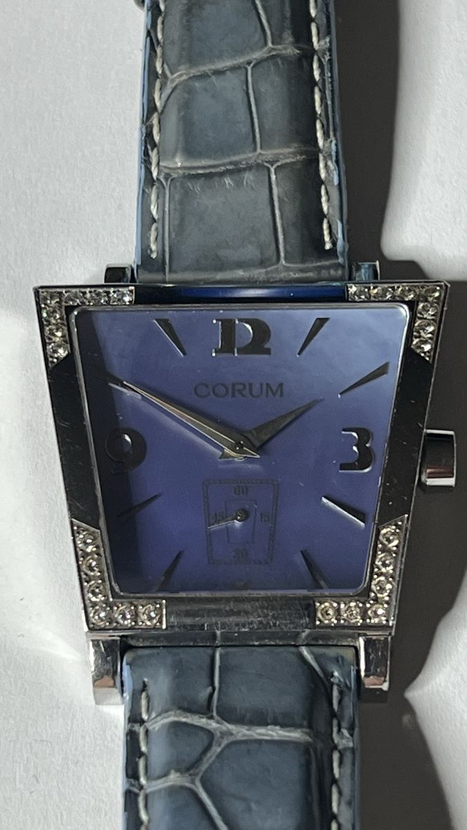 Corum Montres: CORUM Trapèze – D'occasion à Meyrin par 24Heures