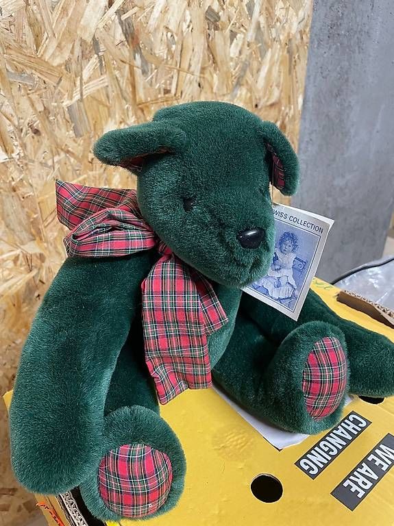 Giocattoli: Teddybär – Usato da Kirchdorf AG venduto da Powhatan