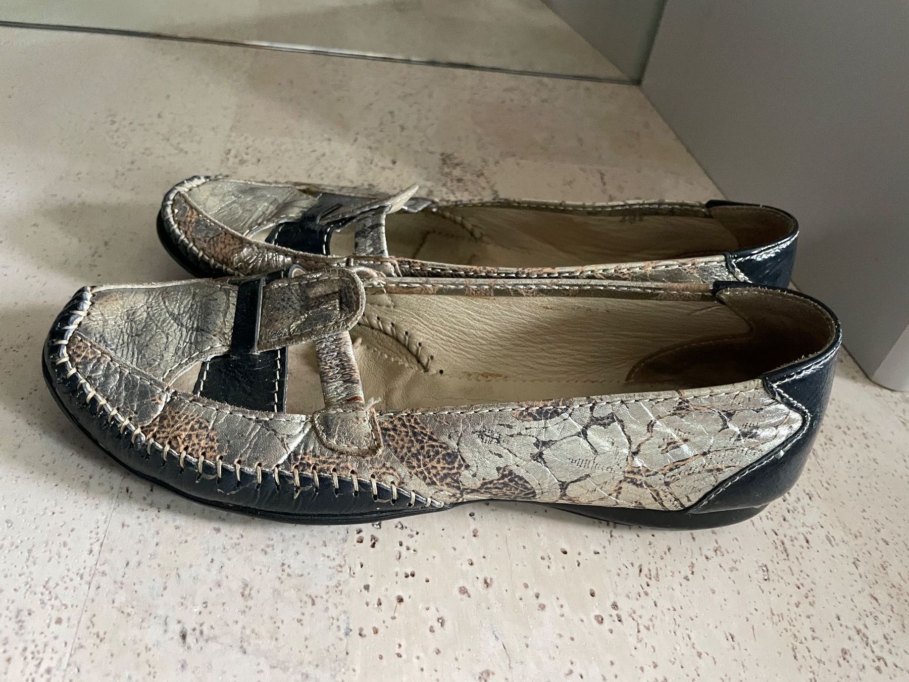Scarpe da donna: Damen Halbschuhe Gr 39 – Usato da Volketswil venduto da n_r_5gdf 3
