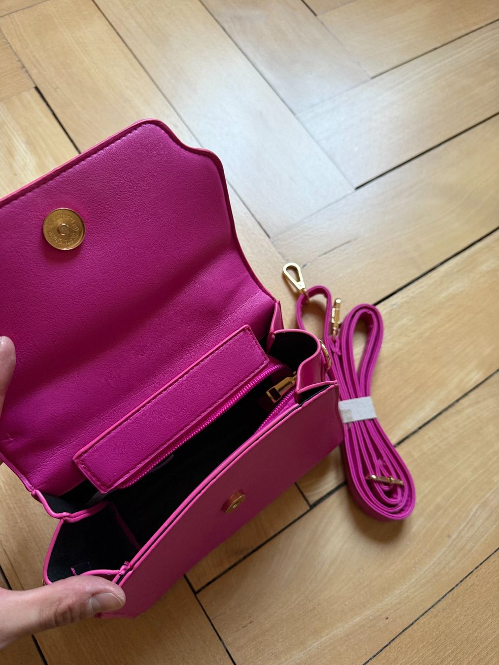 Sacs femmes: Umhängetasche pink klein – D'occasion à Zürich par Diazaio 1