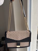 Sac à bandoulière élégant avec chaîne dorée, comme neuf ✨