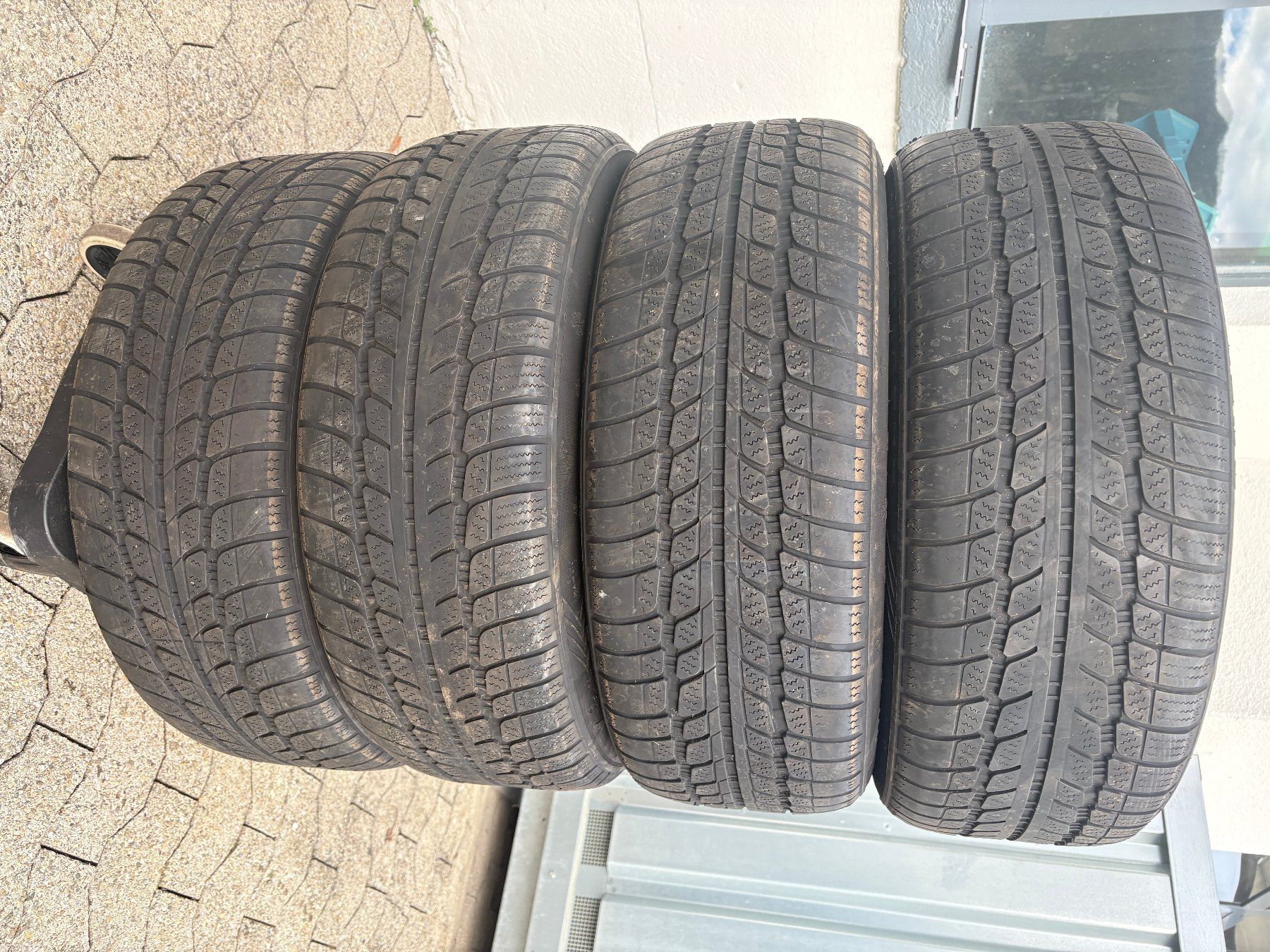 Pneumatici & Ruote complete: Winterräder 215/60 R17 BMW – Usato da Kaltbrunn venduto da Steoli74 2