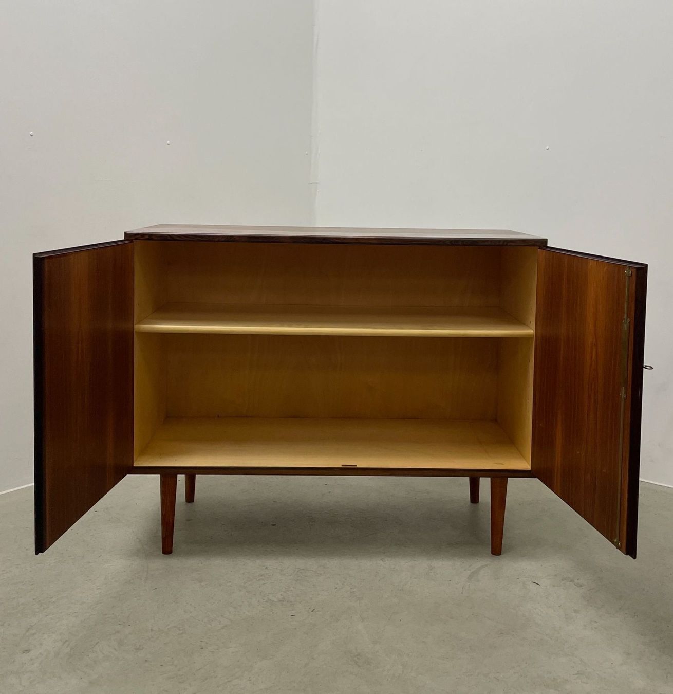 Cassettiere: Palisander Sideboard Borge Mogensen 60s – Usato da Basel venduto da MidMod20C 2