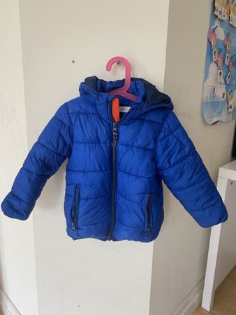 Blaue Winterjacke für Kinder