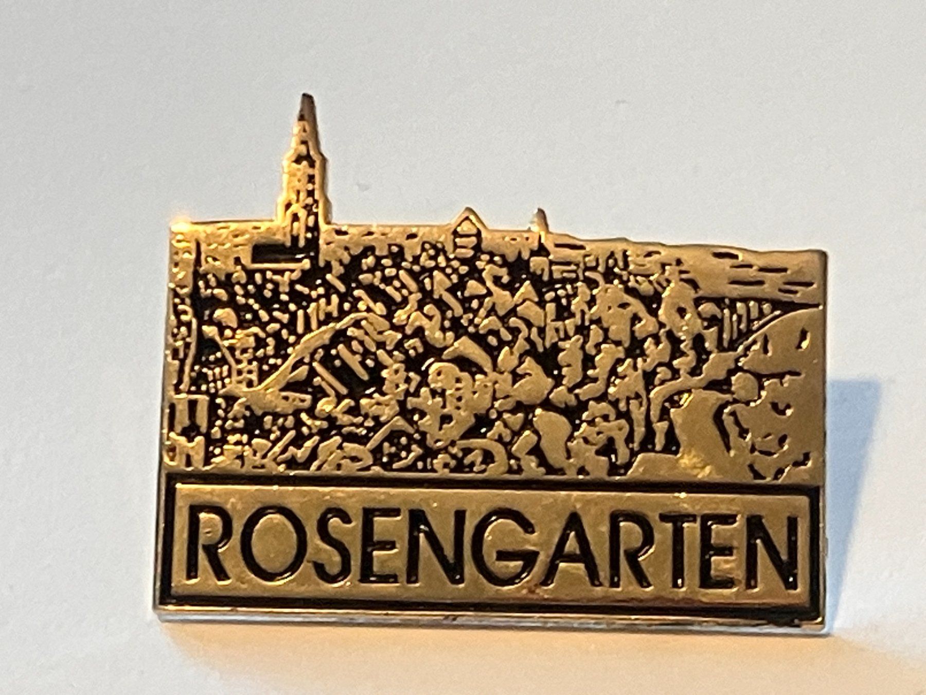 Plaketten & Abzeichen: 1 Pin Rosengarten – Gebraucht aus Basel von djwwpp