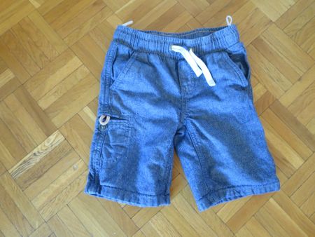 Knaben Bermudas /Gr. 98