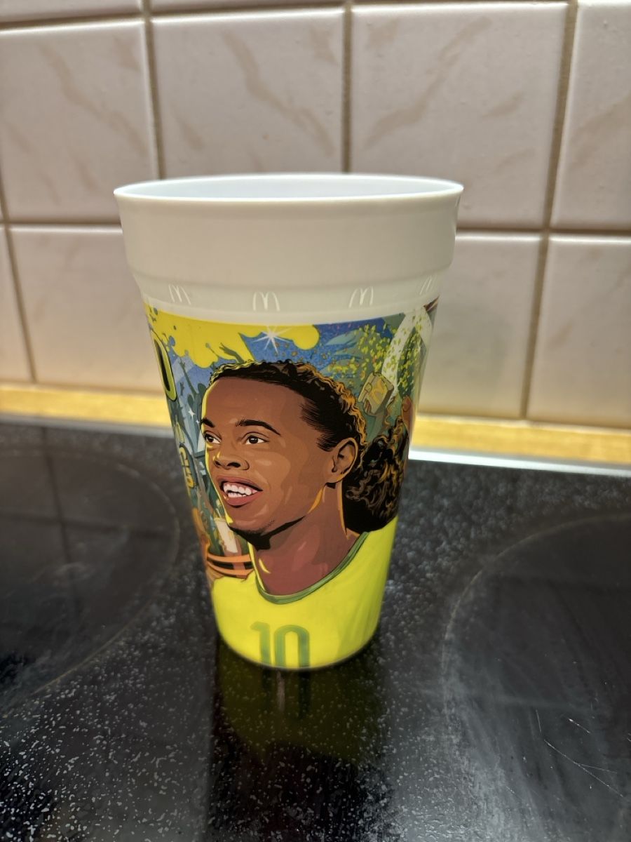 Contenitori & Simili: Fifa World Cup Mc Donald Becher Ronaldinho – Nuovo (secondo la descrizione) da Lotzwil venduto da kie_fdq8 1