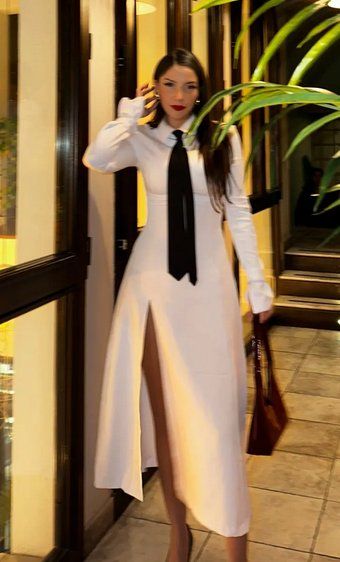 Vestiti: Stylisches Kleid mit Krawatte! – Nuovo e nell'imballaggio originale da Zürich venduto da Naebeli 1