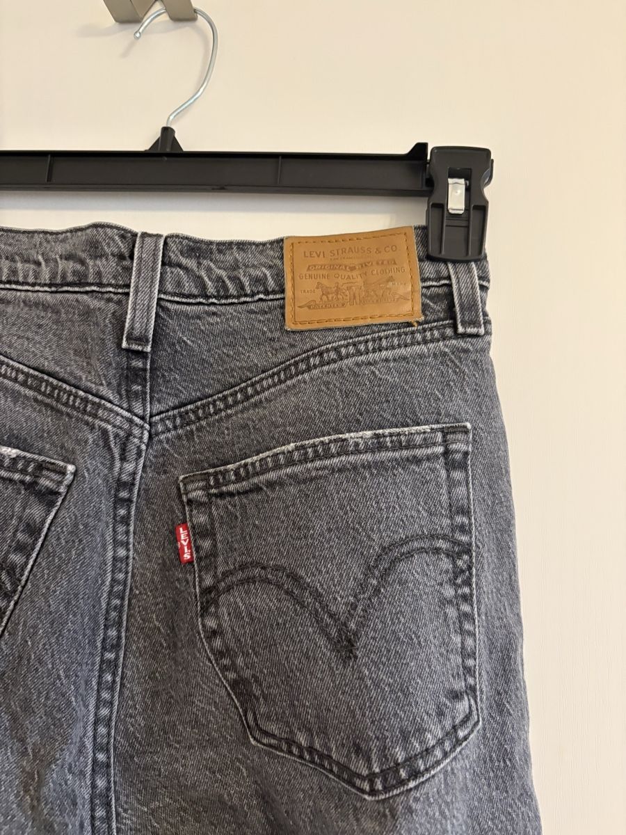 Levi's Jeans: Levi's Ribcage Straight Ankle Jeans – Usato da Weisslingen venduto da Ali_z8vw 2
