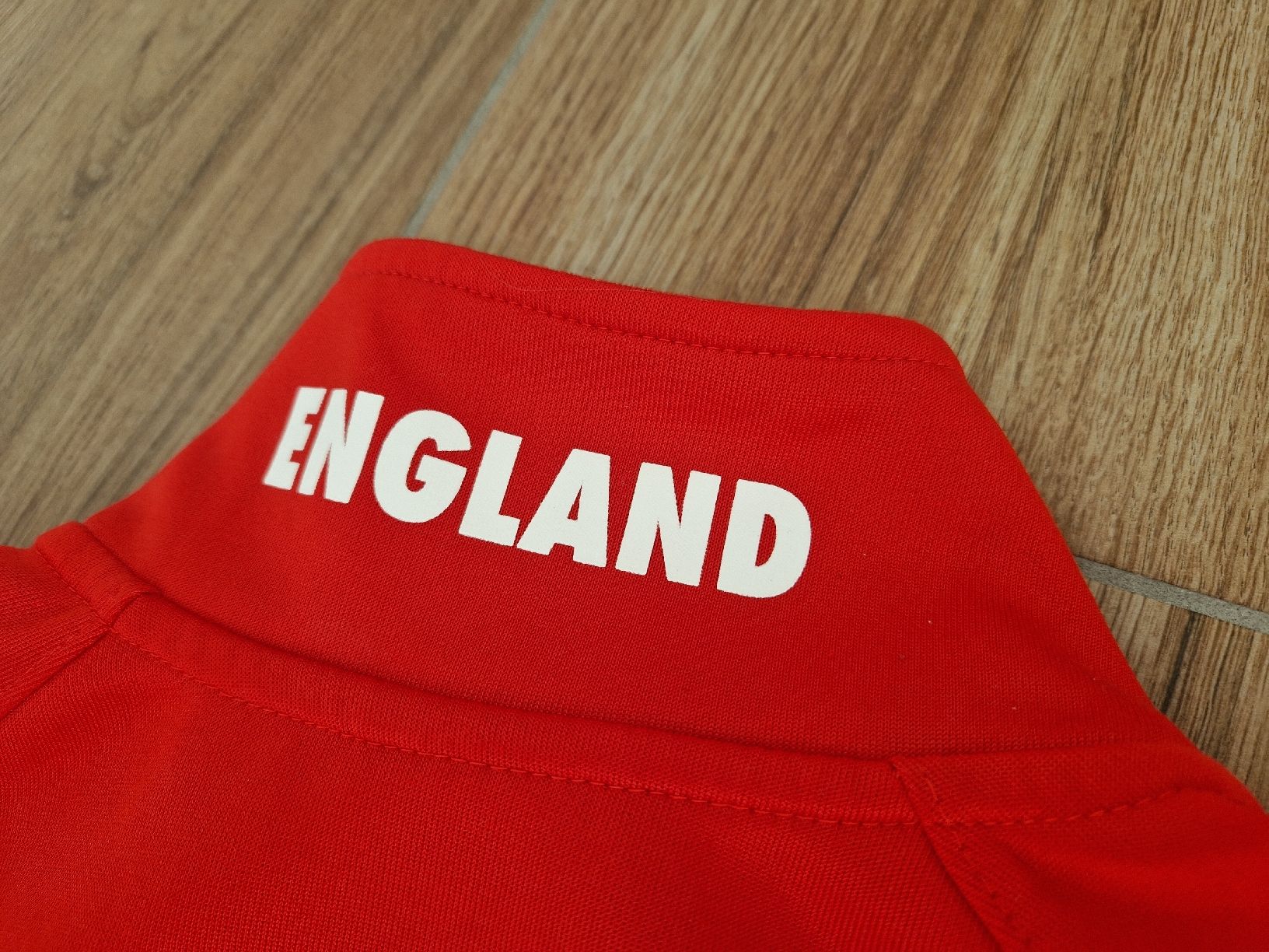 Nike Giacche: England Trainingsjacke Gr.M mit Schal – Usato da Marbach SG venduto da Brinkmann30 3
