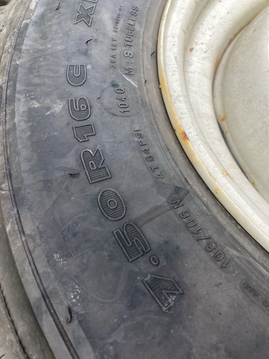 Michelin Pneumatici & Ruote complete: 4 MICHELIN XPC Land Rover Def 110 – Usato da Birmensdorf ZH venduto da Antropovland 5