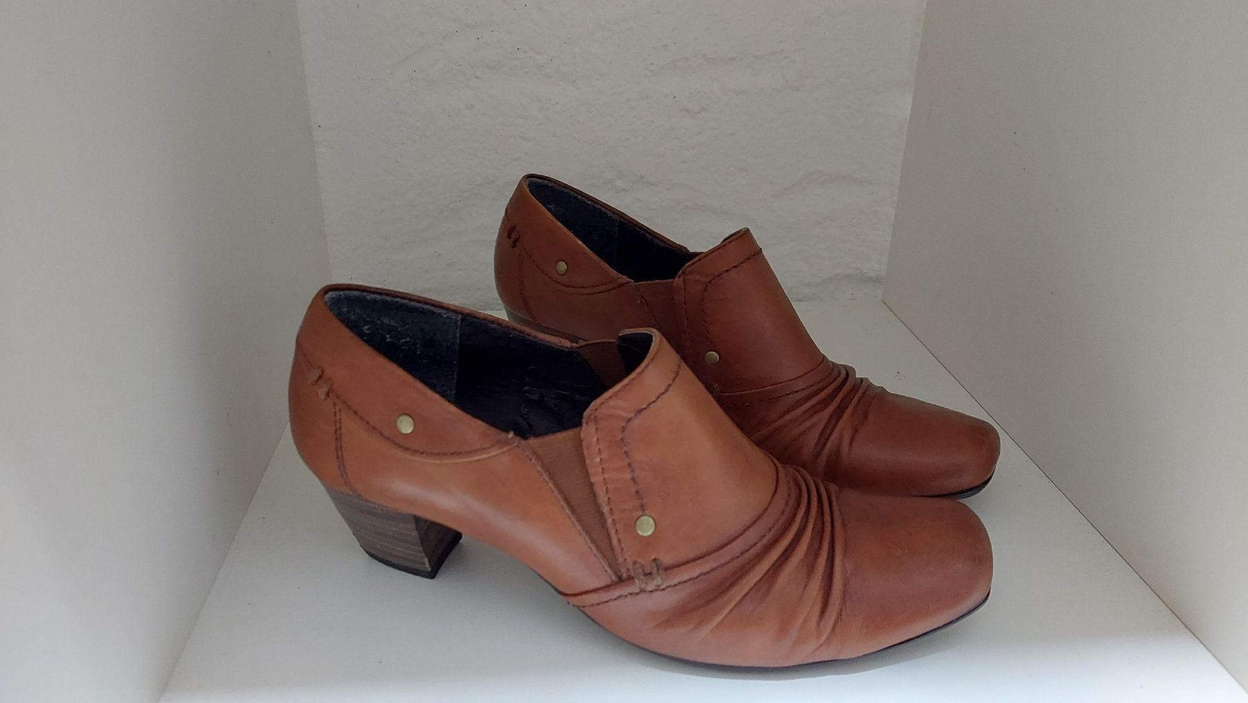 Damenschuhe: Braune Leder-Schuhe Grösse 36 – Gebraucht aus Gwatt (Thun) von Letzte-Chance-III