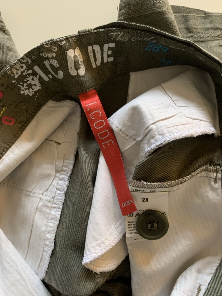 IKKS Hosen: Short I-Code 28 – Gebraucht aus Haag (Rheintal) von Lolette-SG 4