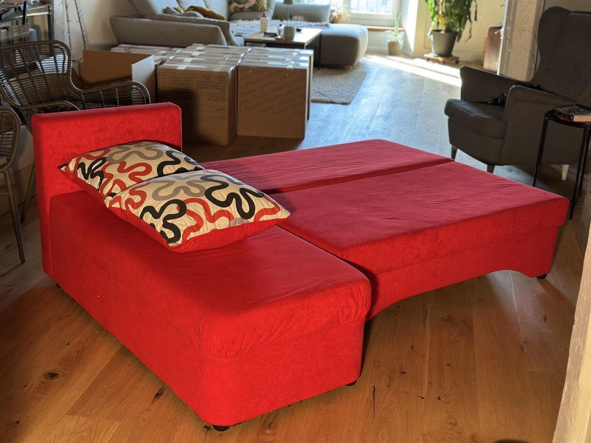 Divani: ausziehbares Sofa rot – Usato da Meierskappel venduto da sonagr 2
