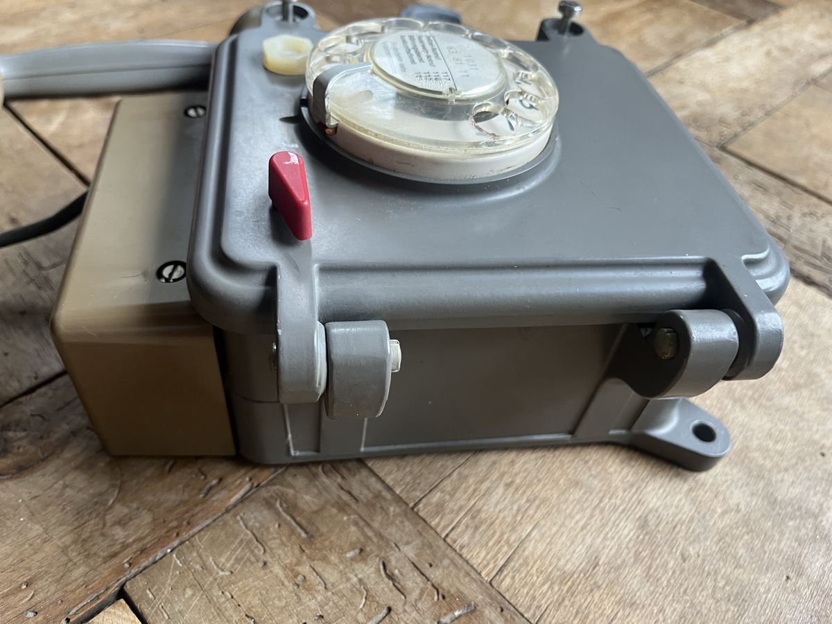 Telefoni: Antikes Telefon Wandtelefon  – Usato da Wiesenberg venduto da swissantik 4