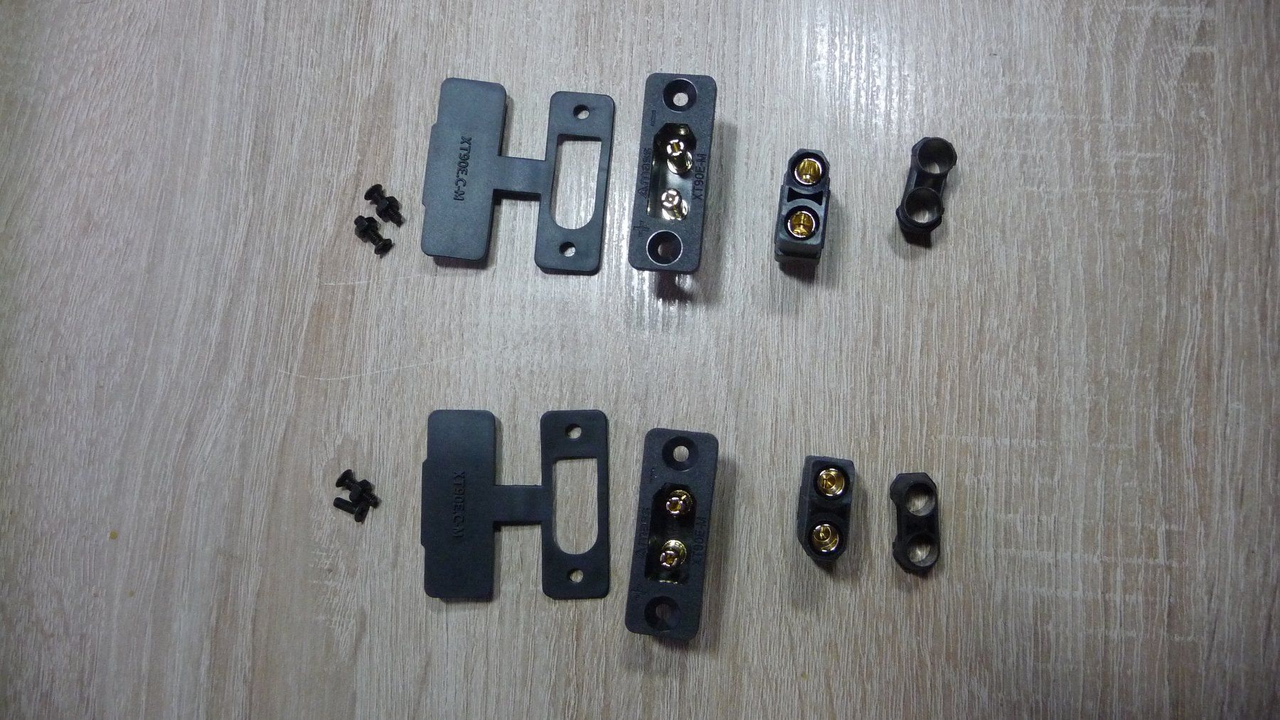 RC Modellbau: XT90 Einbaubuchse und Stecker – Neu (gemäss Beschreibung) aus Rapperswil SG von 1035f 5
