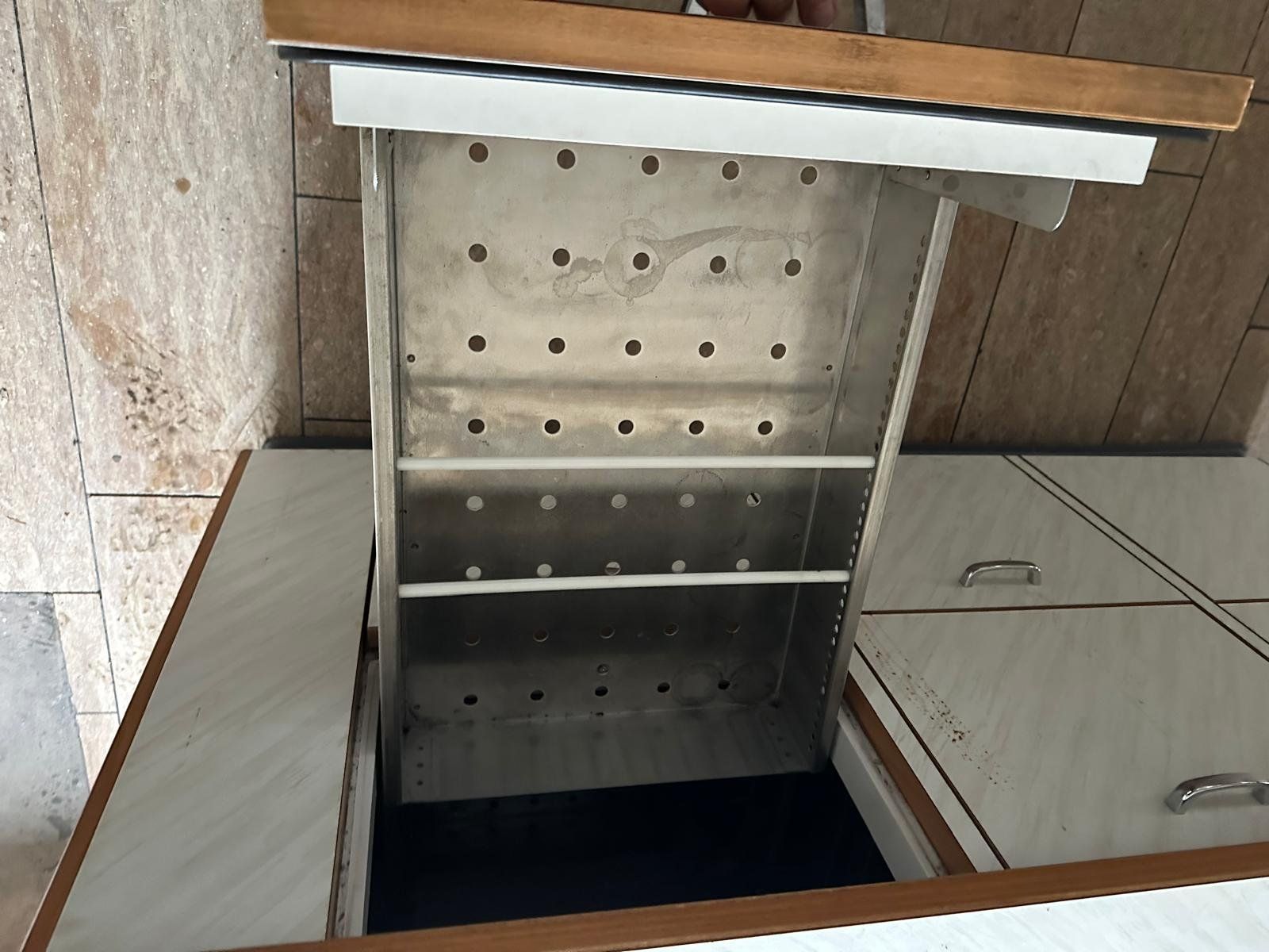 Frigoriferi: Barkühltisch Getränkekühlschrank – Usato da Spreitenbach venduto da Space_X 3