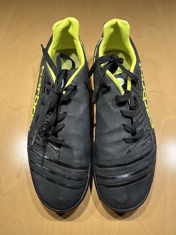 Scarpe da uomo: Carbrini Fussballschuhe – Usato da Meikirch venduto da Mariamole