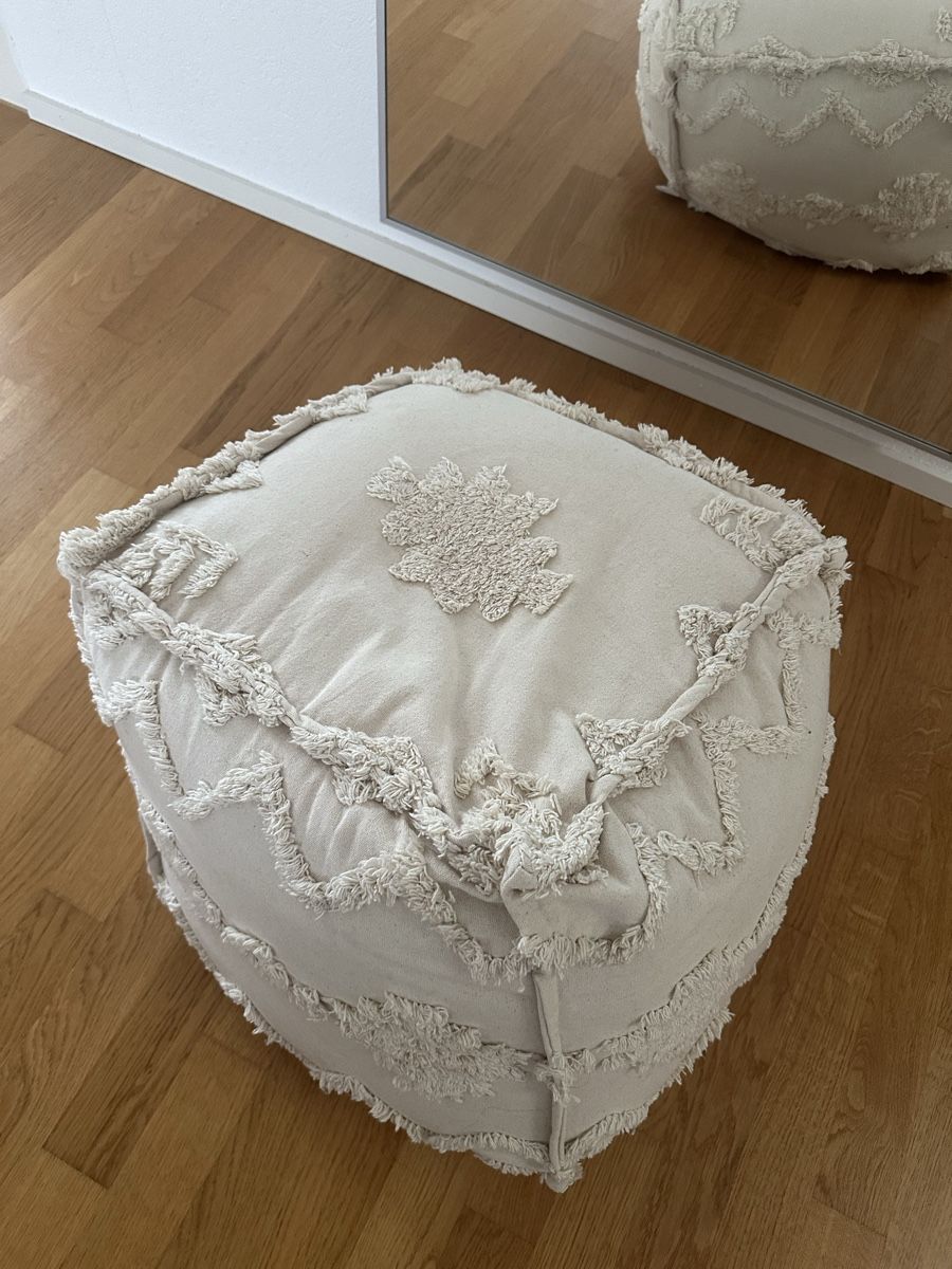 Sgabelli: Sitzhocker beige Boho-Style – Usato da Münchwilen TG venduto da semi31
