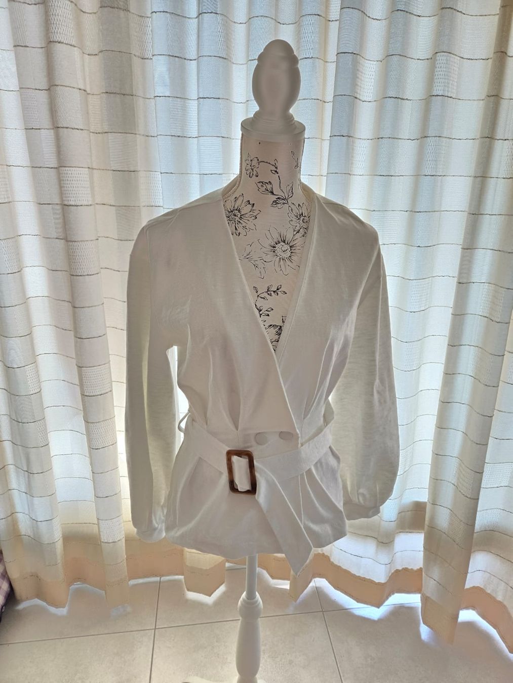 H&M Giacche: H&M Blazer in weiss Gr. S – Usato da Brunnen venduto da JJaime