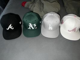 Caps