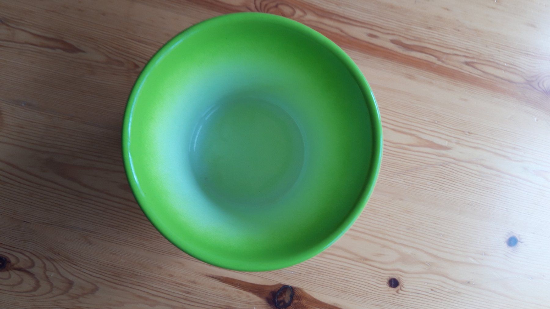 Vasi per fiori: Pot de fleurs vert vif, design moderne – Usato da Neuchâtel venduto da marevecor 1