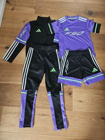 Adidas Trainigsset Mädchen 4- tlg. Gr. 128 (7-8J)