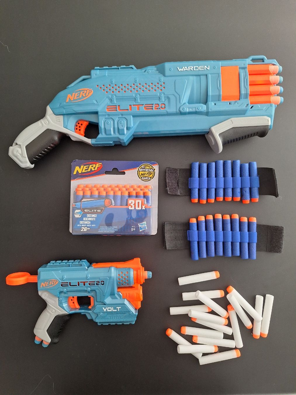 Nerf Giocattoli: Nerf Elite 2.0 Warden & Volt Set mit Zubehör – Usato da Jegenstorf venduto da Cherry94