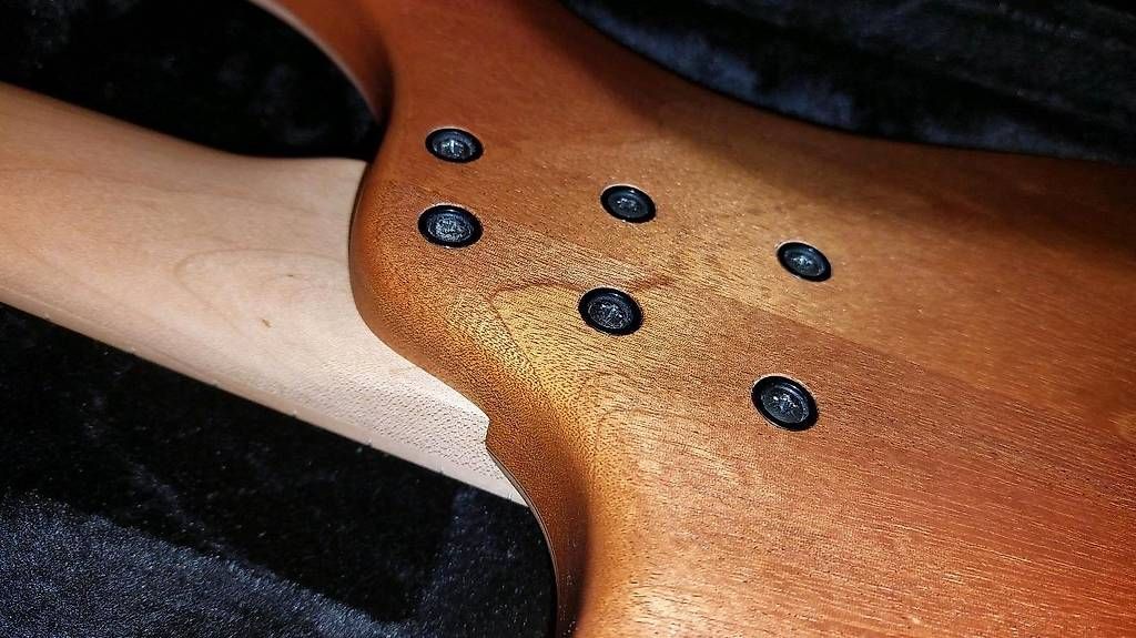 Strumenti musicali: Sandberg Basic Ken Taylor 4 String Bass-Guitar – Usato da nusshof venduto da gkch 4
