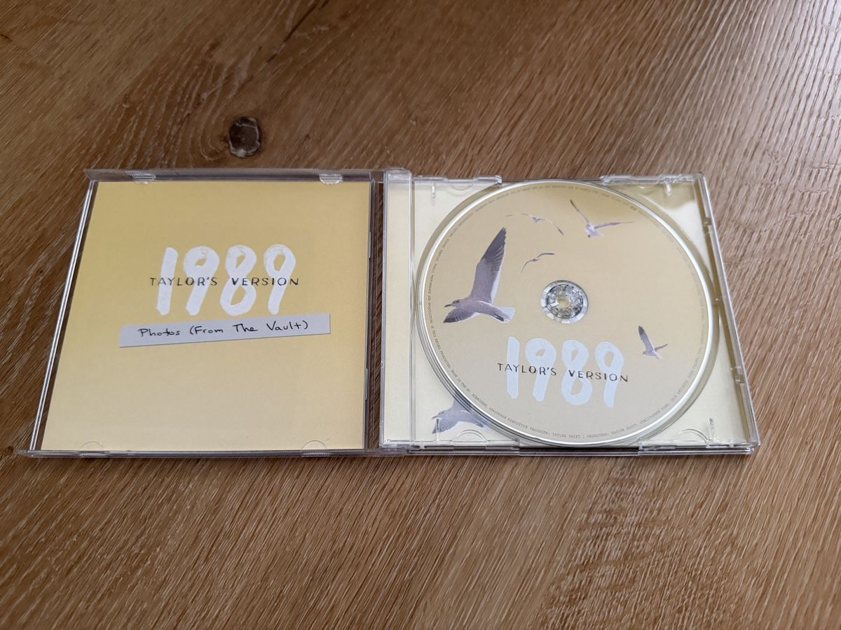 CD: Taylor Swift - 1989 Taylor’s Version CD – Nuovo (secondo la descrizione) da Ettingen venduto da robbenlos 2