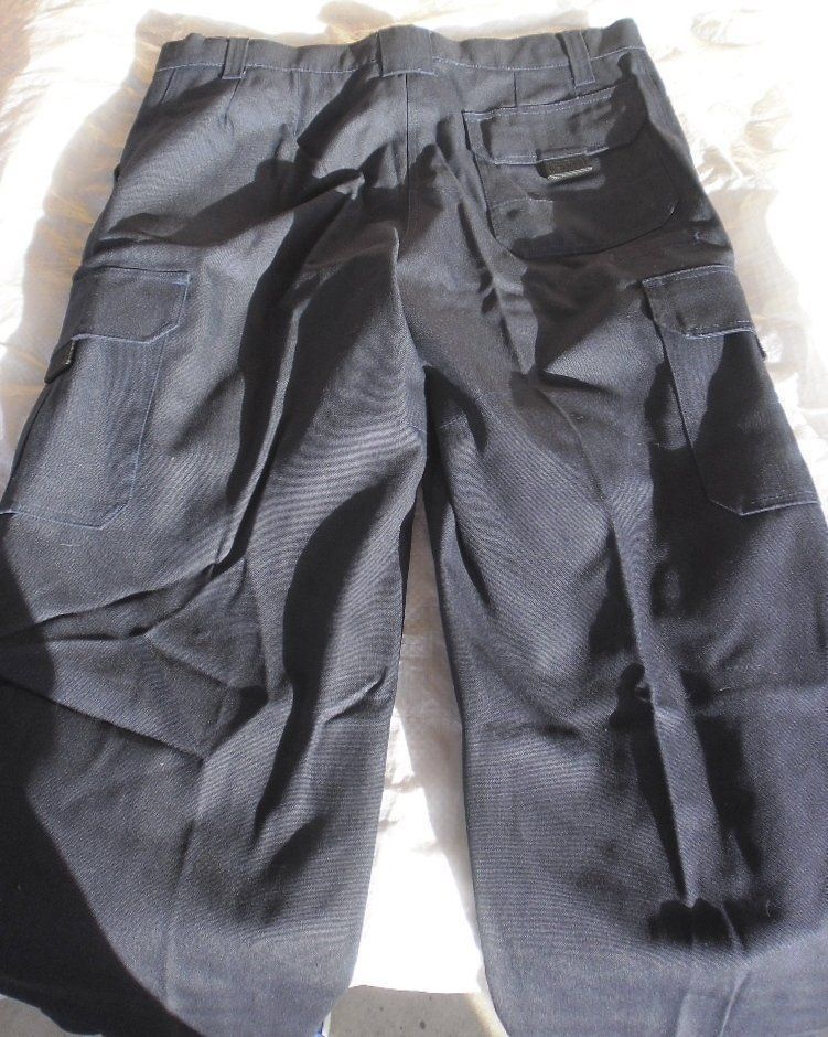 Hosen: Arbeitshose , Dunkelblau , Neu , gr. 50 / 82-86 – Neu (gemäss Beschreibung) aus Büren SO von omsa 8