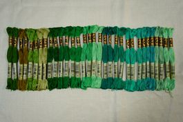 DMC Stickgarn Mouliné –  32er Pack – Sticktwist (Los A18)