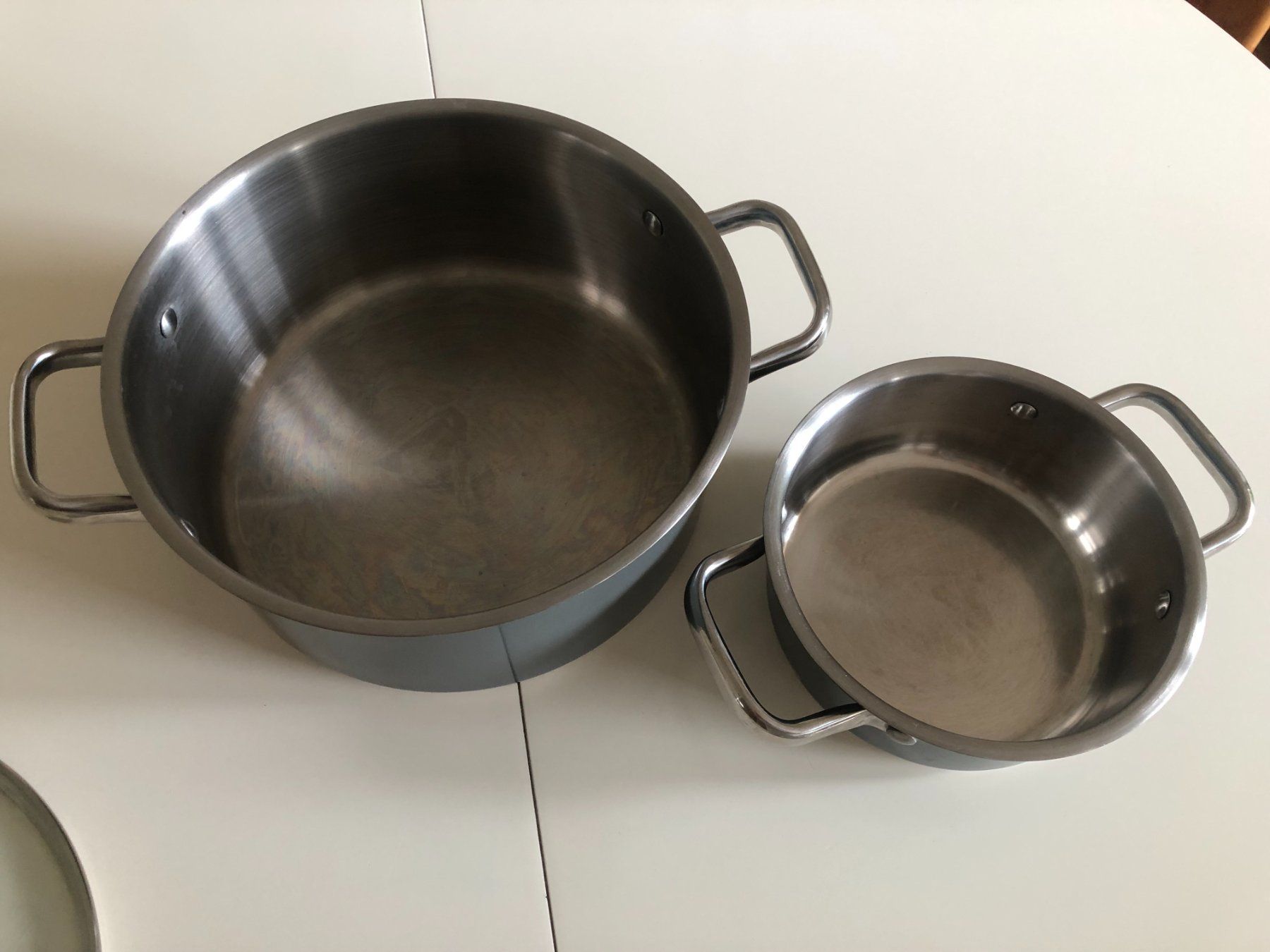 Pentole: Kochtöpfe Inox aussen Grau – Usato da Bassersdorf venduto da sammelfloh 1