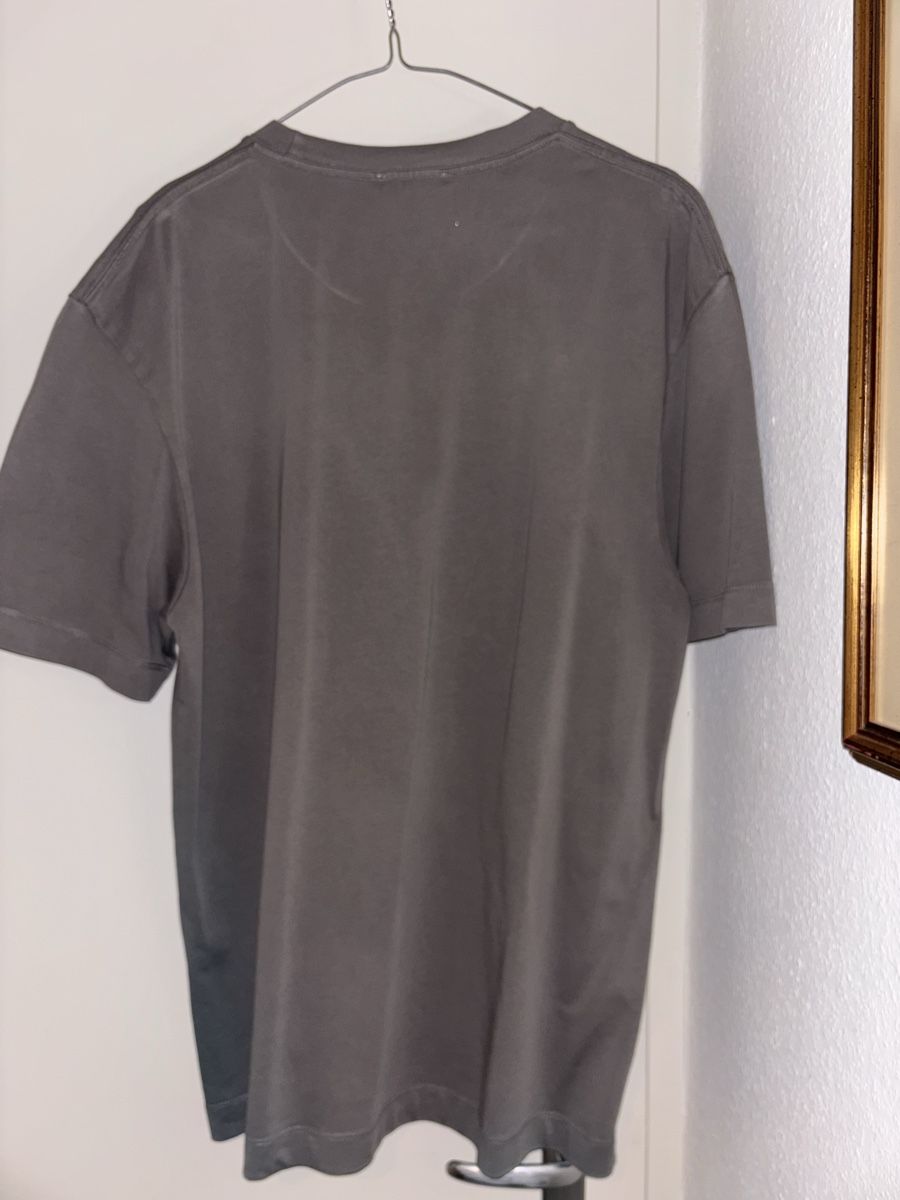 Zara T-shirt: T-shirt ZARA gris – Nuovo (secondo la descrizione) da Chêne-Bougeries venduto da sor_9rzp 1