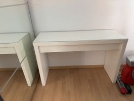 Schminktisch Malm IKEA weiss mit Glasplatte gebraucht