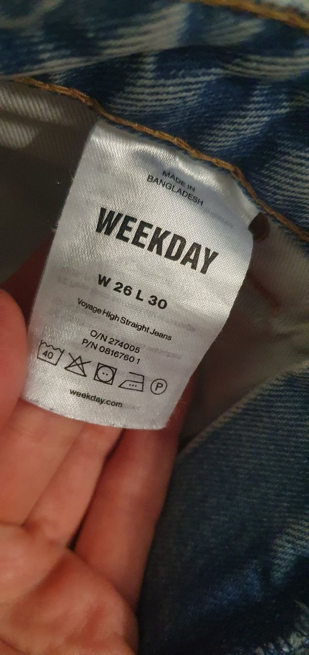 Weekday Jeans: Weekday Voyage High Straight Jeans – Gebraucht aus Zürich von Annacw 1