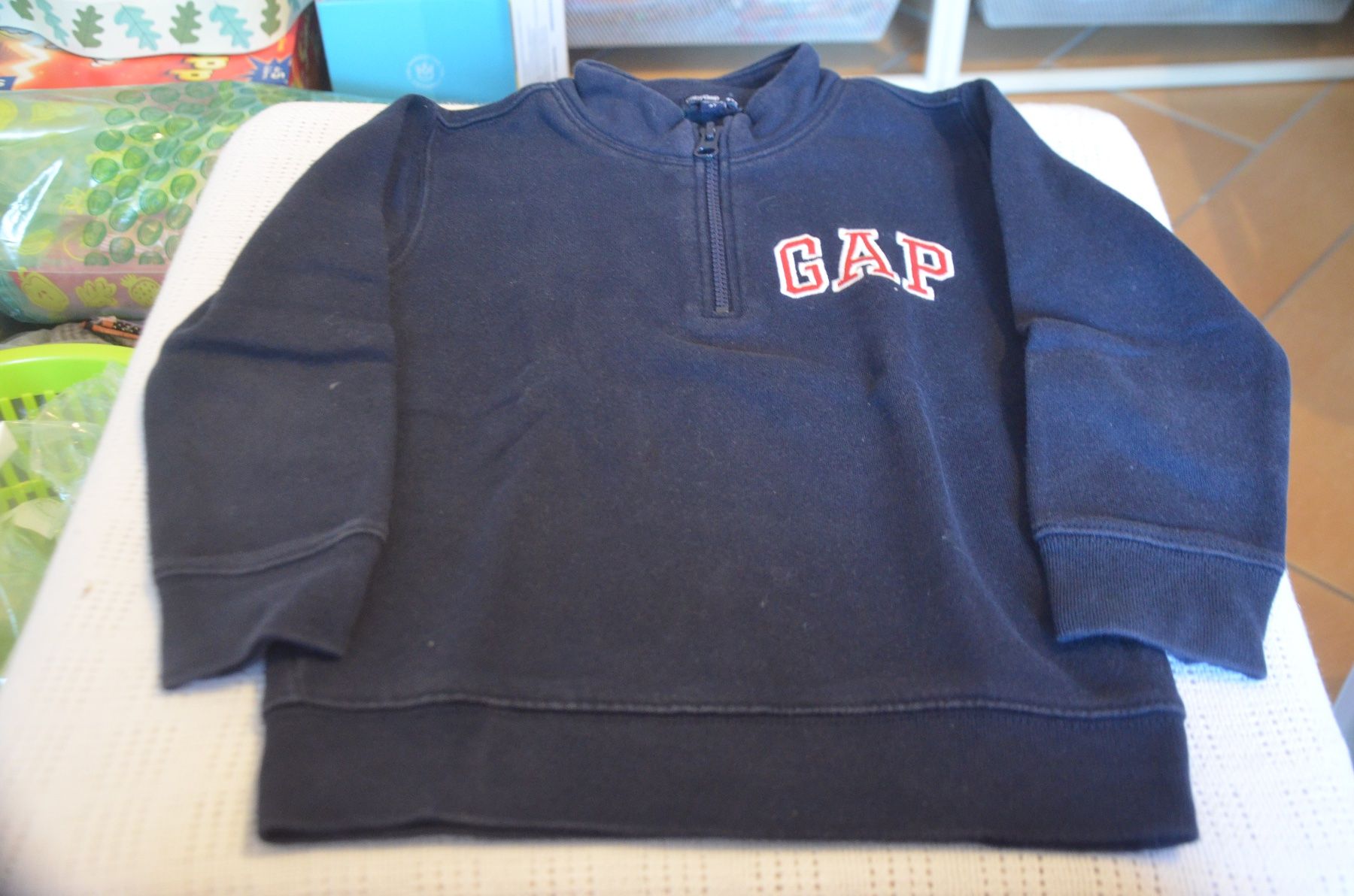 Maglioni & Felpe: TAILLE 98-104 -SWEATSHIRT  GAP – Usato da Chiasso venduto da Dolly015